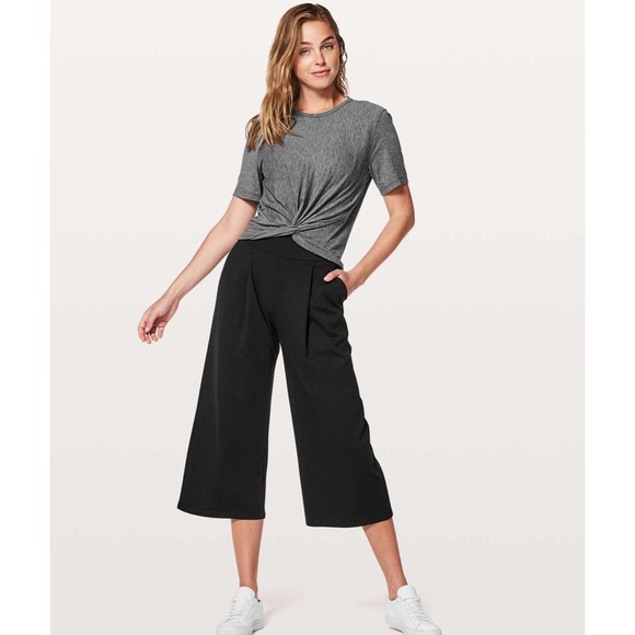 lululemon athletica Pants - Lululemon Can You Feel The Pleat Black Textured Wide Leg Crop‎ Pants Size 8